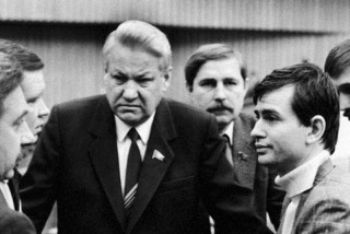 Борис Ельцин, первый президент РФ, болел за демократию в прямом и переносном смысле, но государство демократическим у него не получилось