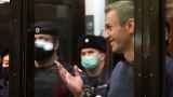 Алексей Навальный из комы вышел. Российский суд в нее впал