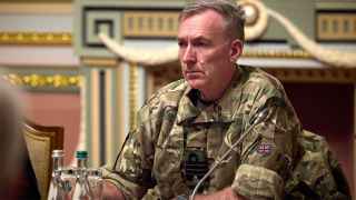 Помогавший Украине с уничтожением Черноморского флота британский адмирал пообещал больше ударов по России