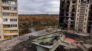 Разрушенные жилые дома на окраине Харькова